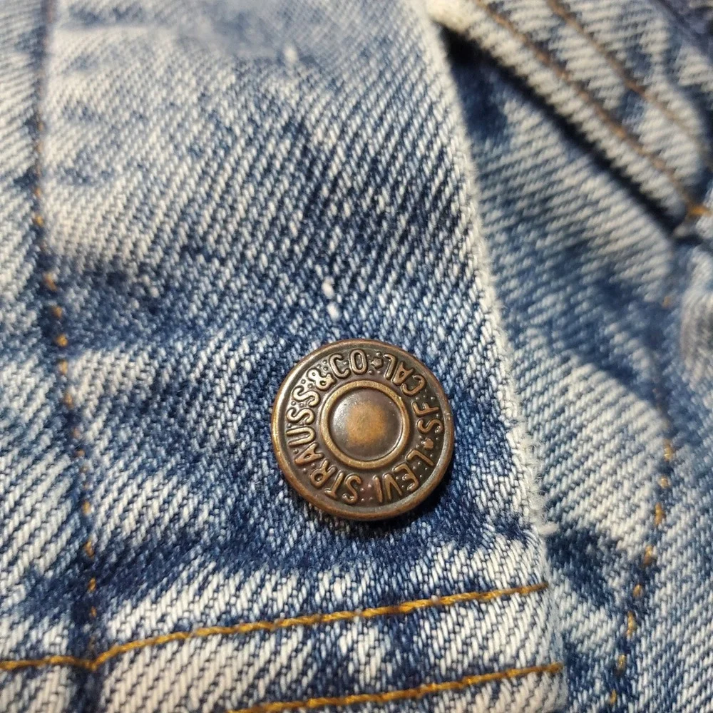VTG Levis Trucker Jacket Acid Wash Blanket Lined Made in USA 70417 Type 3 80s